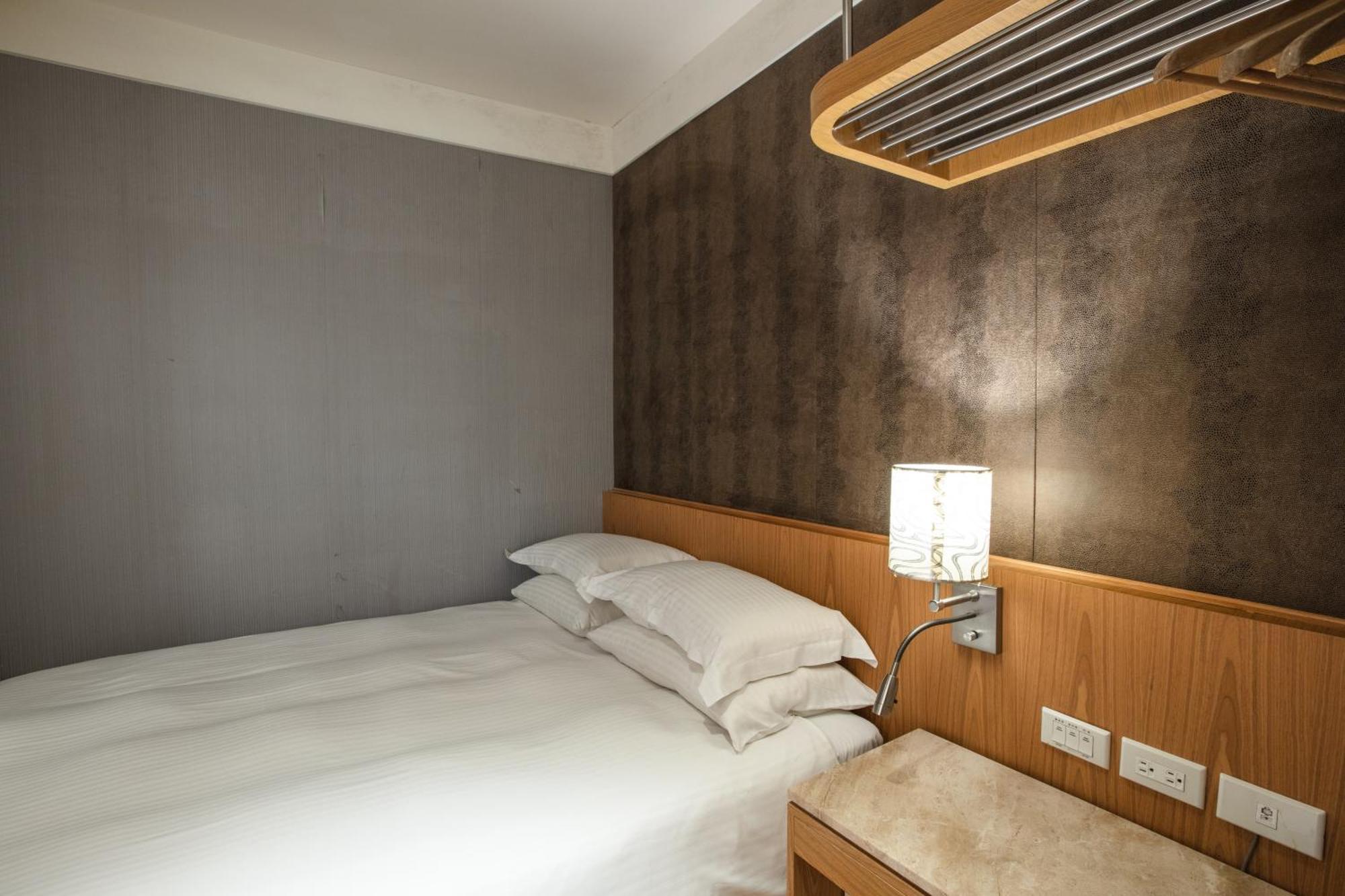 雲富大飯店 Hotel Cloud-Zhongshan Tajpej Kültér fotó